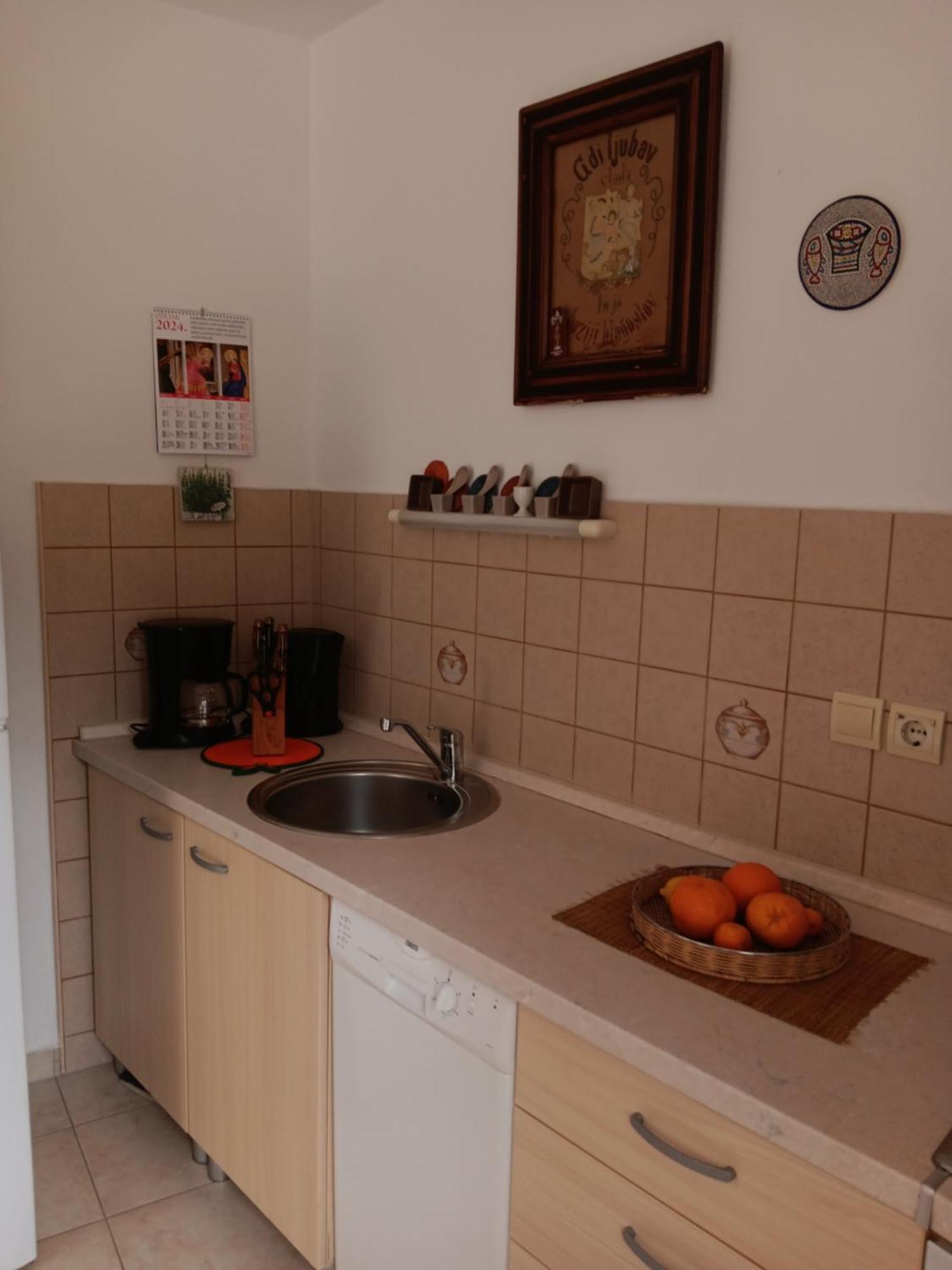Guest House Lucijo Vrboska Szoba fotó