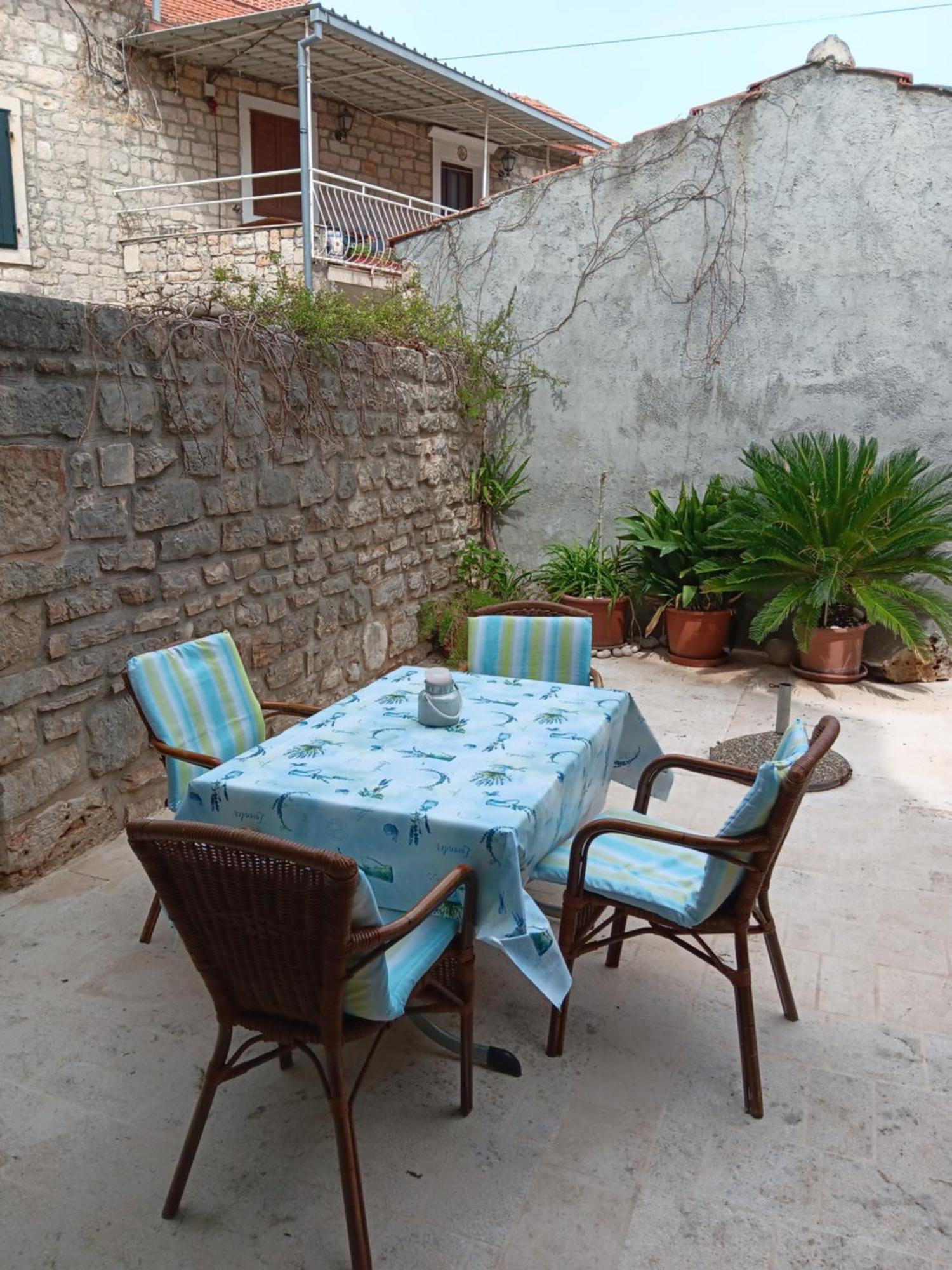 Guest House Lucijo Vrboska Szoba fotó